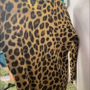 Medium 100% cashmere sweater wore only few times. Smoke and food free home. BO